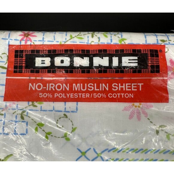 Vintage Full Flat Sheet Flower Basket Bonnie USA 1970s Cottagecore Cotton Blend - Picture 4 of 9